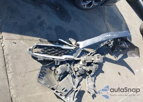 2020 Kia Forte Lxs z USA, uszkodzony, nr VIN 3KPF24AD2LE174872